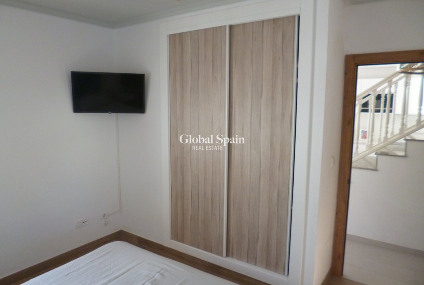 Revente - VILLA -
PILAR DE LA HORADADA - Costa Blanca