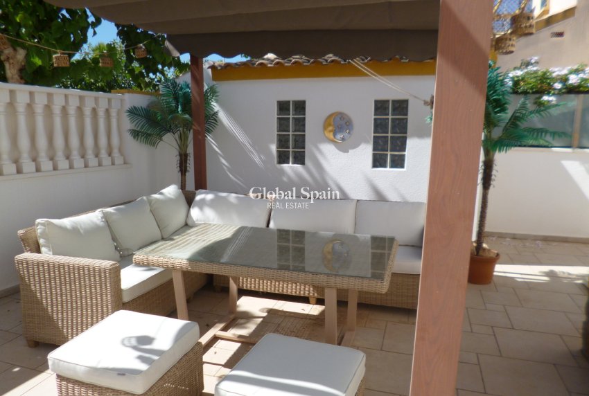 Revente - VILLA -
PILAR DE LA HORADADA - Costa Blanca