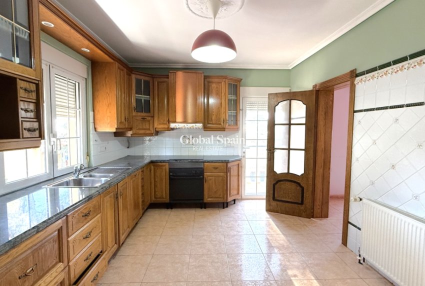 Revente - VILLA -
PILAR DE LA HORADADA - Costa Blanca