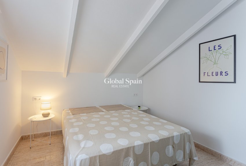 Revente - VILLA -
PILAR DE LA HORADADA - Costa Blanca