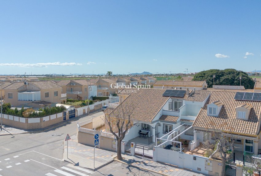 Revente - VILLA -
PILAR DE LA HORADADA - Costa Blanca