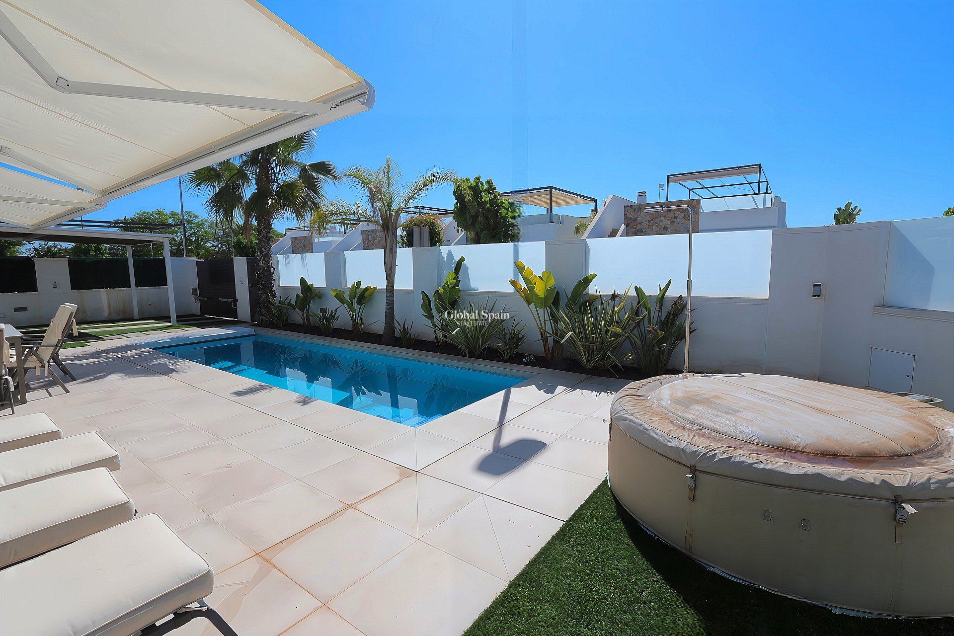 Revente - VILLA -
PILAR DE LA HORADADA - Costa Blanca