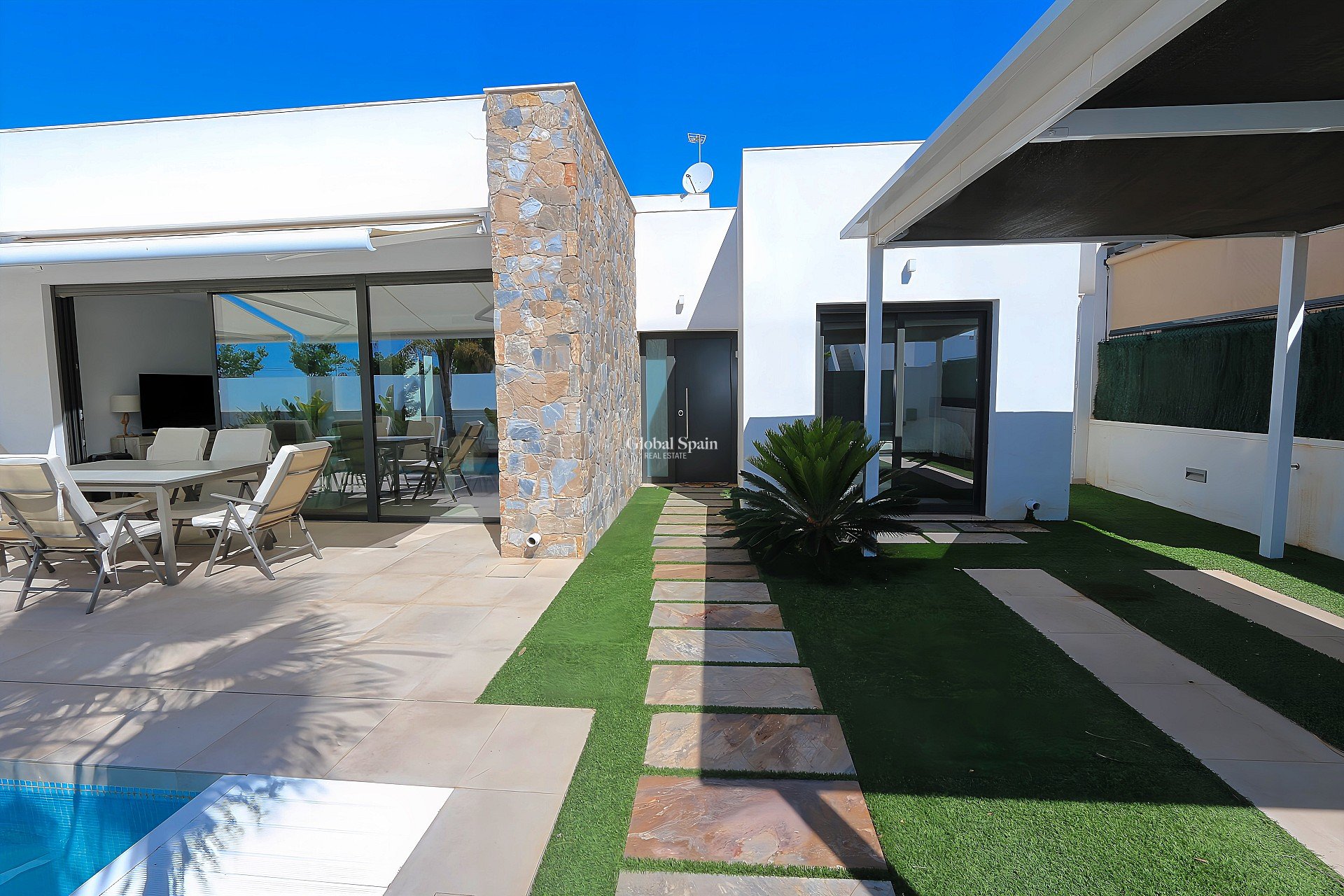 Revente - VILLA -
PILAR DE LA HORADADA - Costa Blanca
