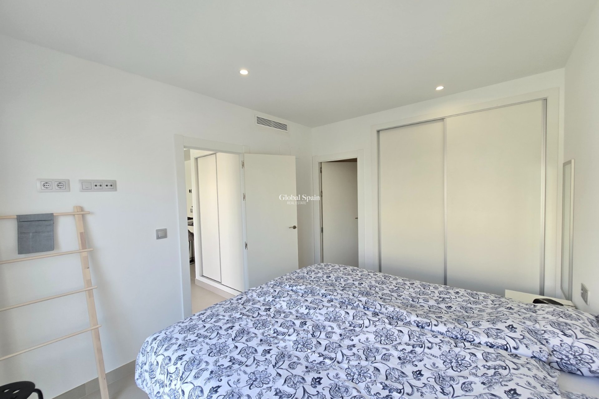 Revente - Villa -
PILAR DE LA HORADADA - Lo Romero Golf