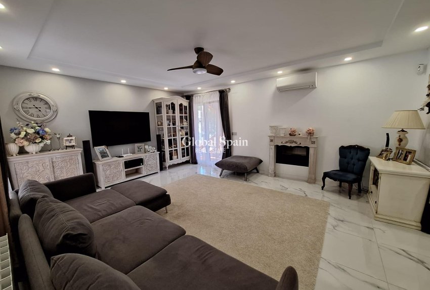 Revente - VILLA -
PILAR DE LA HORADADA - Pinar de Campoverde