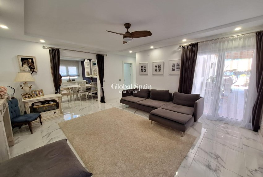 Revente - VILLA -
PILAR DE LA HORADADA - Pinar de Campoverde