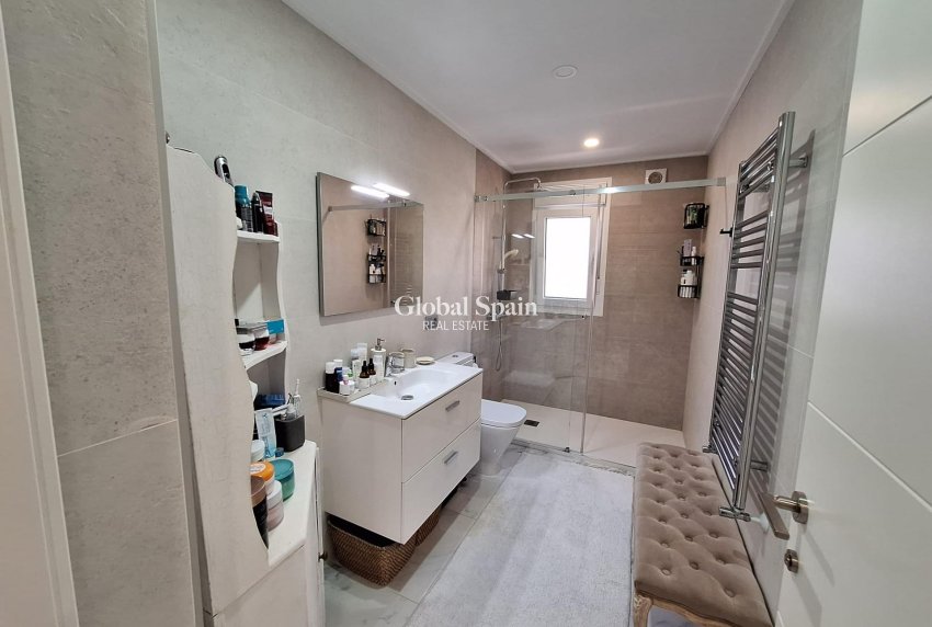 Revente - VILLA -
PILAR DE LA HORADADA - Pinar de Campoverde