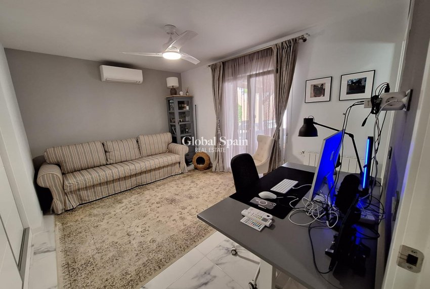 Revente - VILLA -
PILAR DE LA HORADADA - Pinar de Campoverde