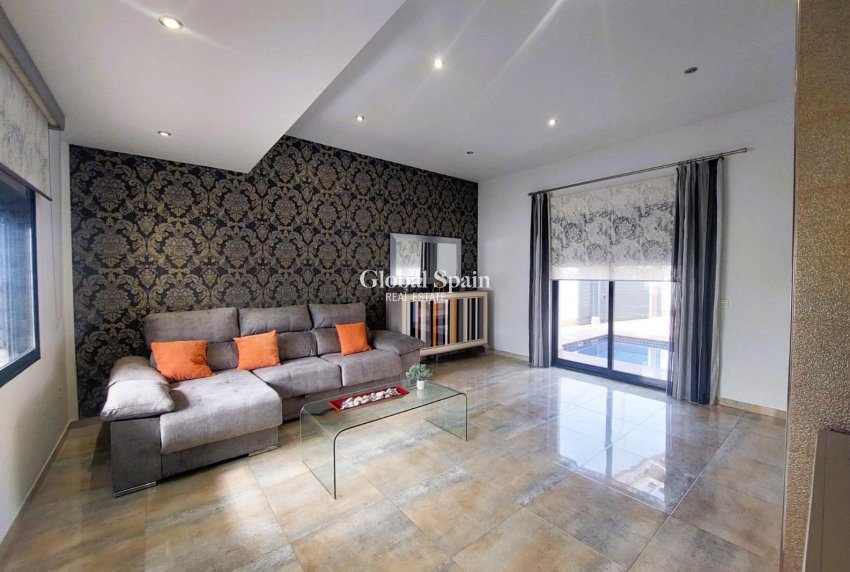 Revente - VILLA -
PILAR DE LA HORADADA - Torre de la Horadada