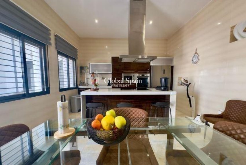 Revente - VILLA -
PILAR DE LA HORADADA - Torre de la Horadada