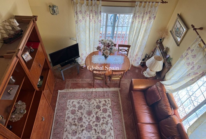 Revente - VILLA -
PLAYA FLAMENCA - Costa Blanca