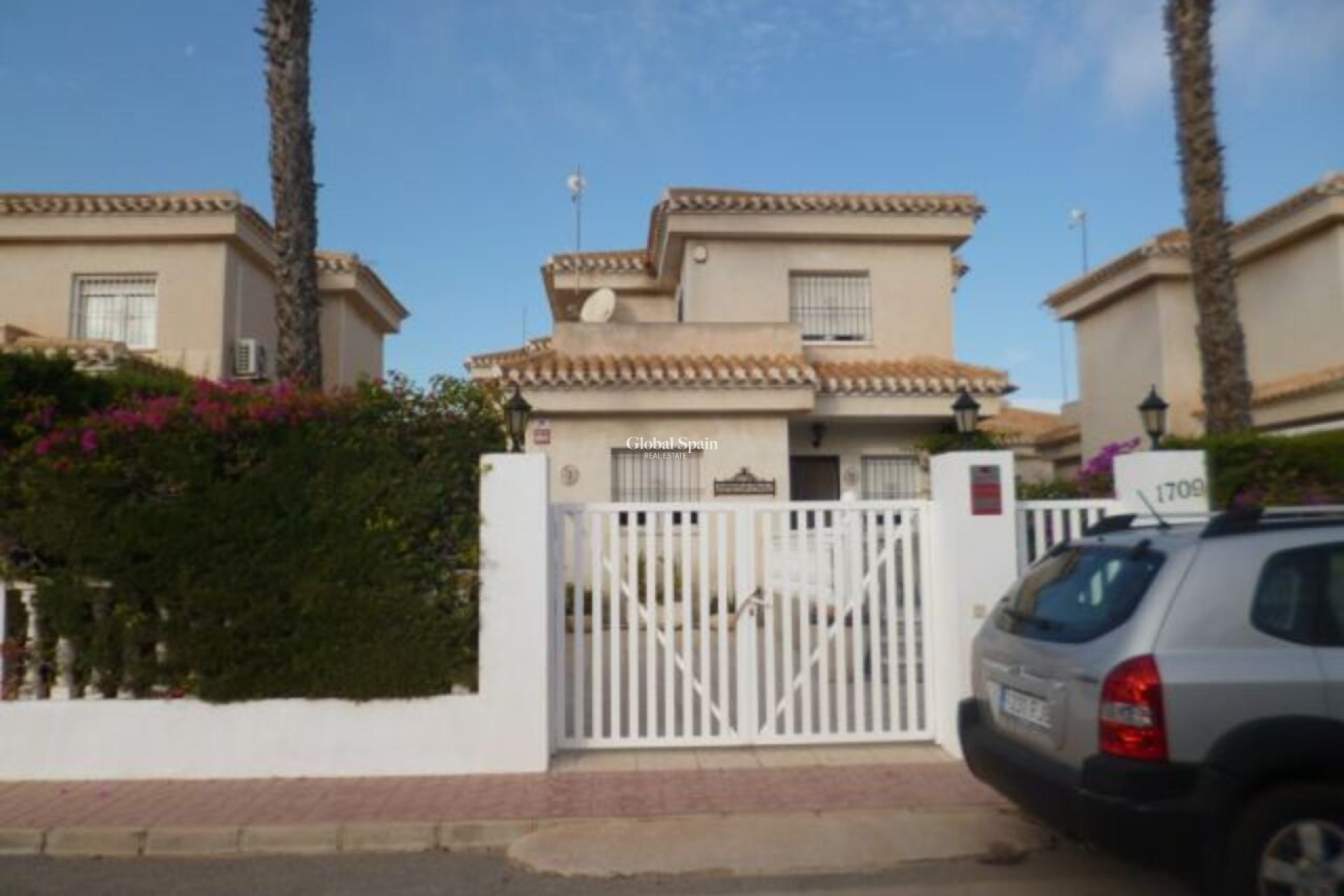 Revente - VILLA -
PLAYA FLAMENCA - Costa Blanca