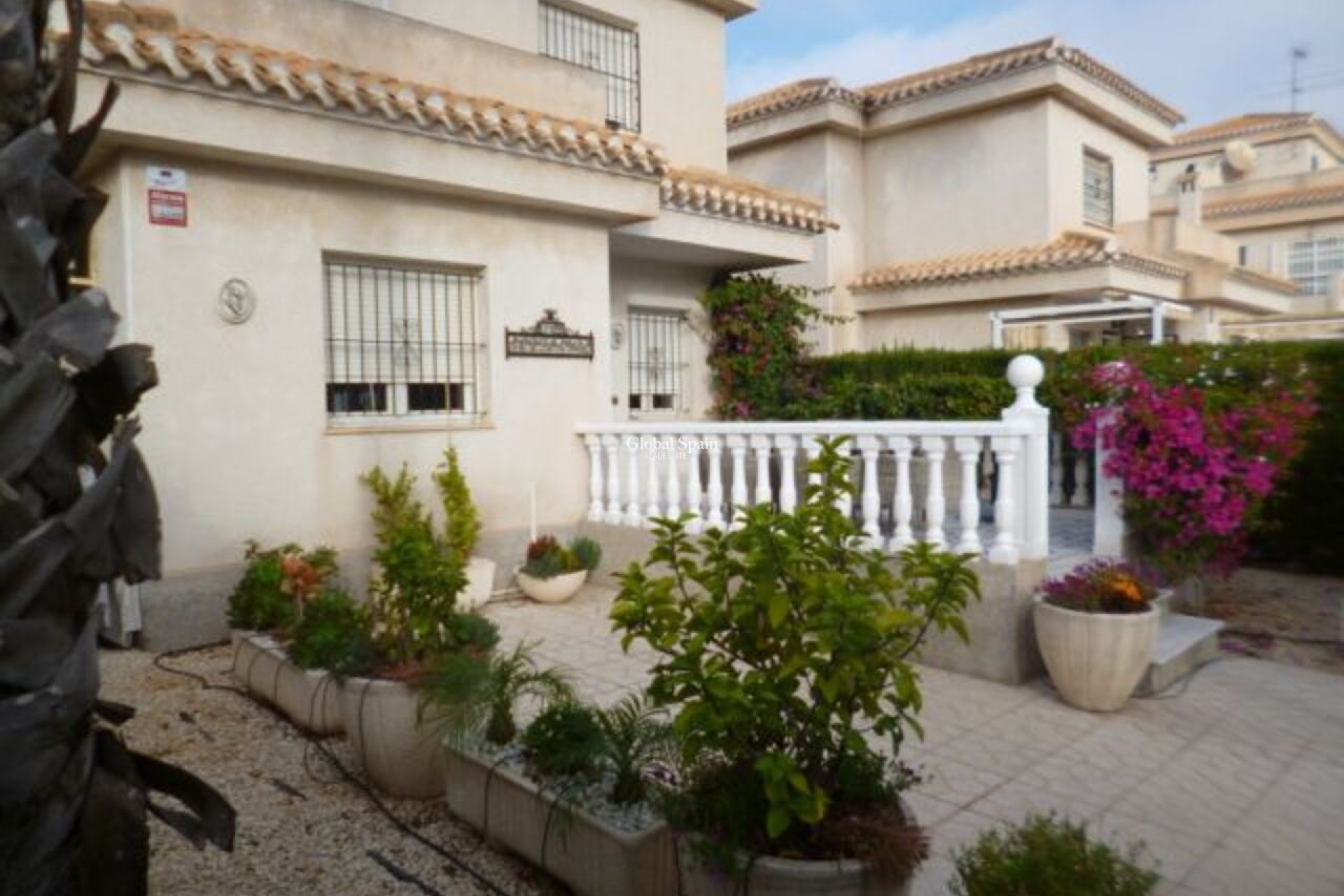 Revente - VILLA -
PLAYA FLAMENCA - Costa Blanca