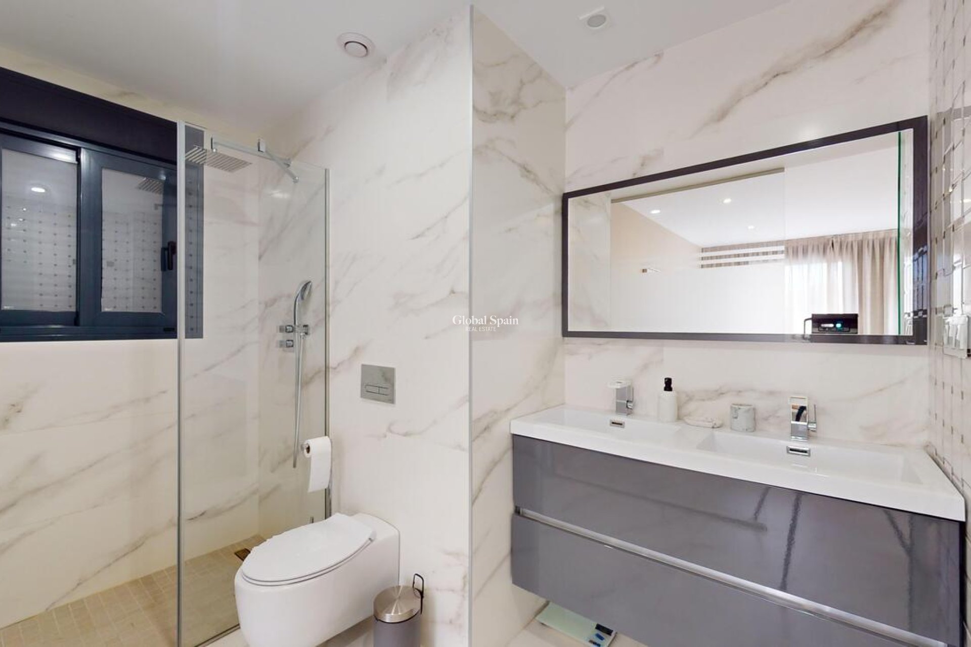 Revente - VILLA -
PLAYA HONDA - Costa Calida