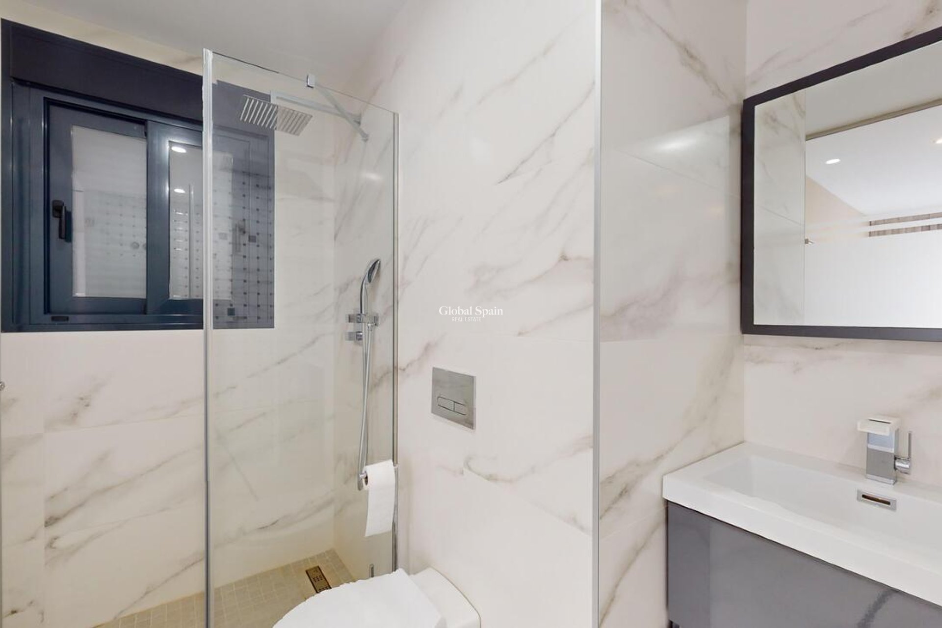 Revente - VILLA -
PLAYA HONDA - Costa Calida