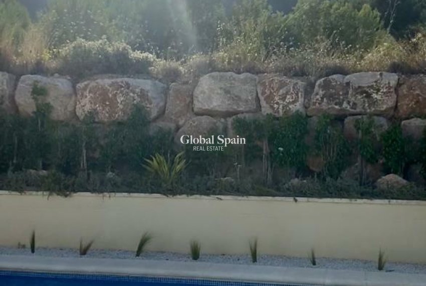 Revente - VILLA -
POLOP - Costa Blanca