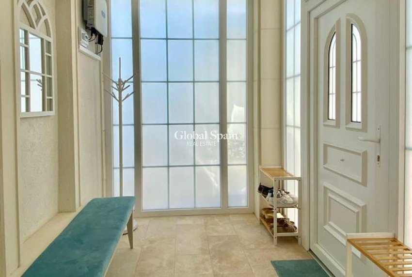 Revente - VILLA -
POLOP - Costa Blanca