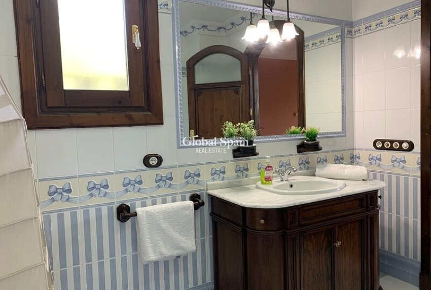 Revente - VILLA -
ROJALES - Ciudad Quesada