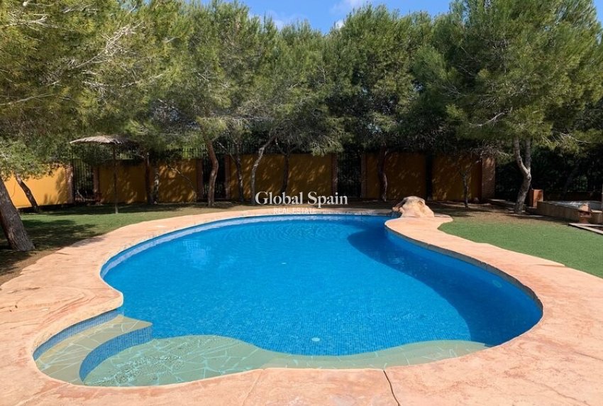 Revente - VILLA -
ROJALES - Ciudad Quesada