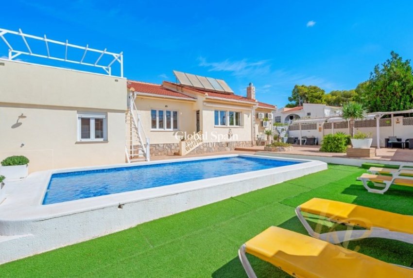 Revente - VILLA -
ROJALES - Ciudad Quesada