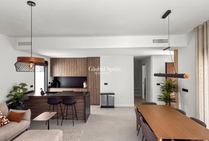 Revente - VILLA -
ROJALES - Ciudad Quesada