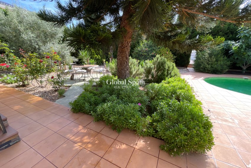 Revente - Villa -
ROJALES - Ciudad Quesada