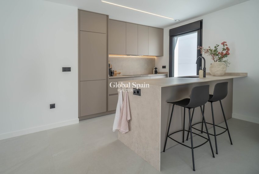 Revente - VILLA -
ROJALES - Costa Blanca