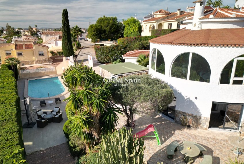 Revente - VILLA -
ROJALES - Cuidad Quesada