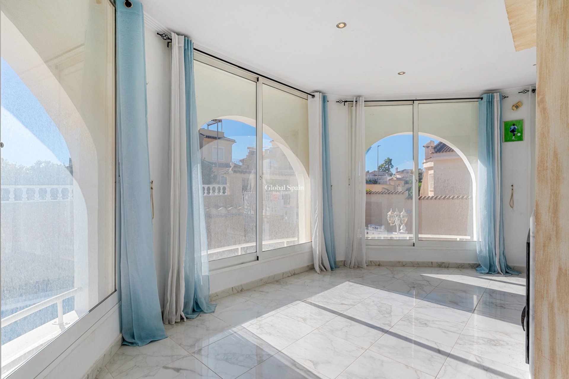 Revente - VILLA -
ROJALES - Inland