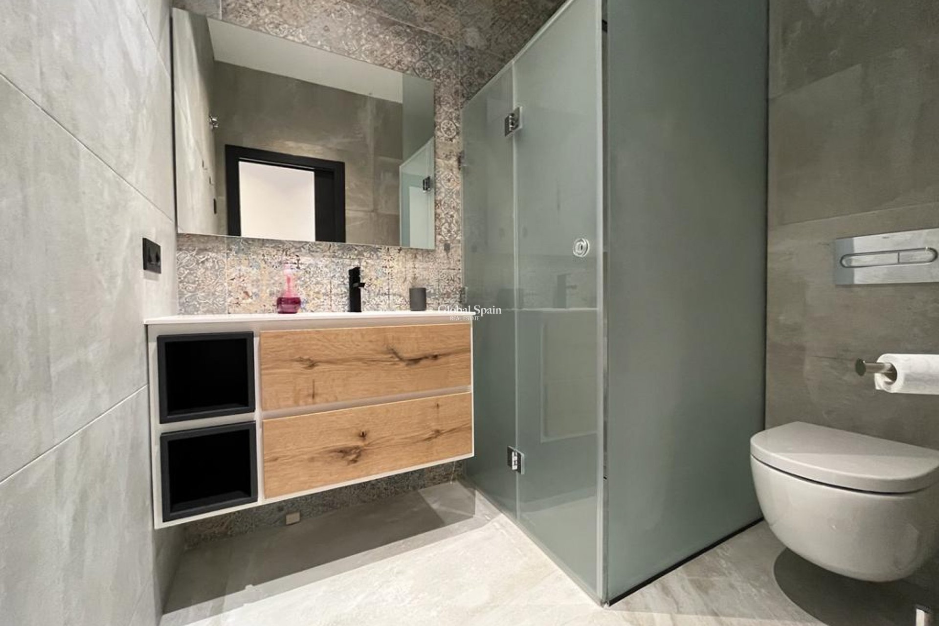 Revente - VILLA -
ROJALES - Inland