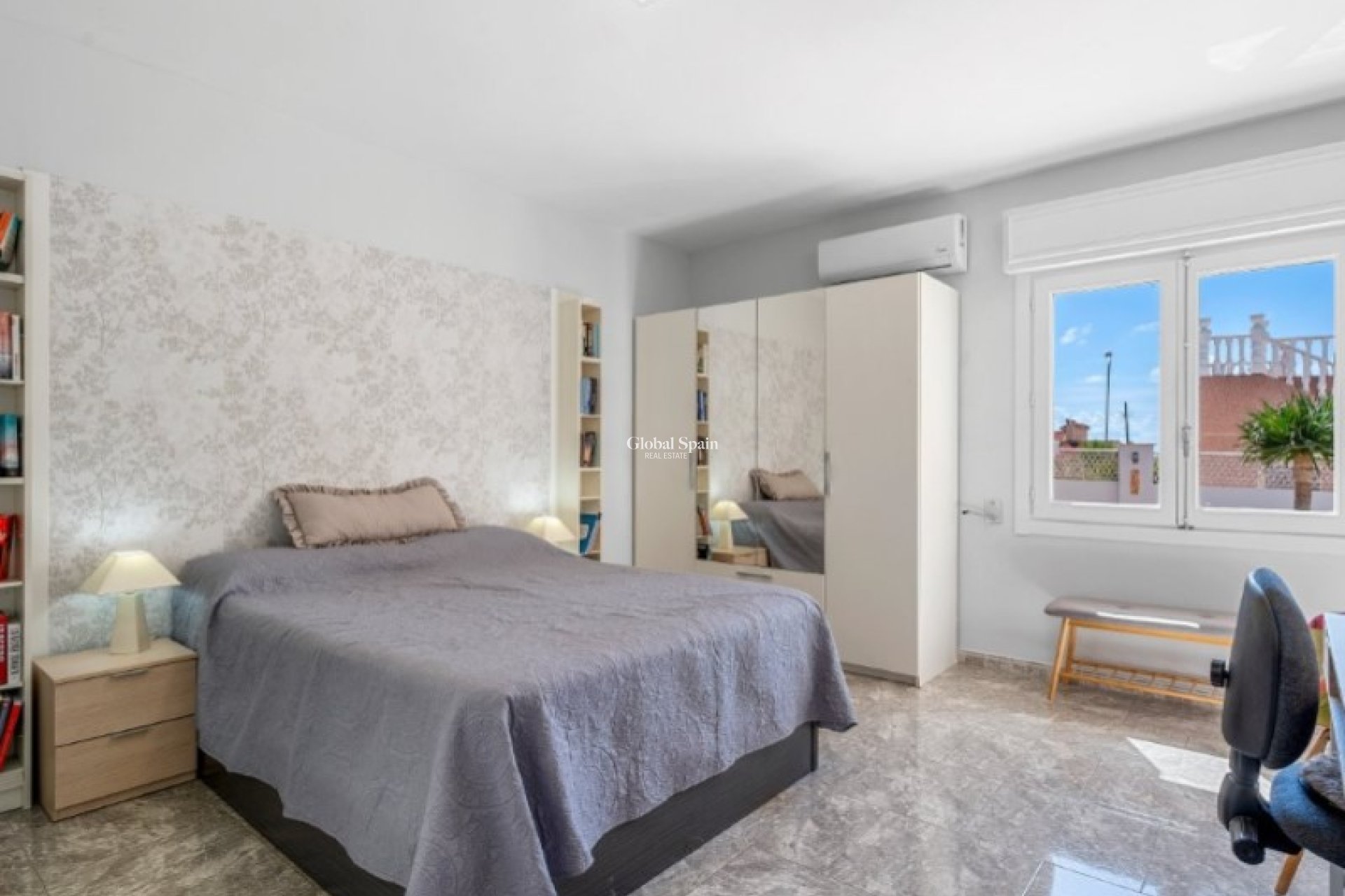 Revente - VILLA -
ROJALES - Inland