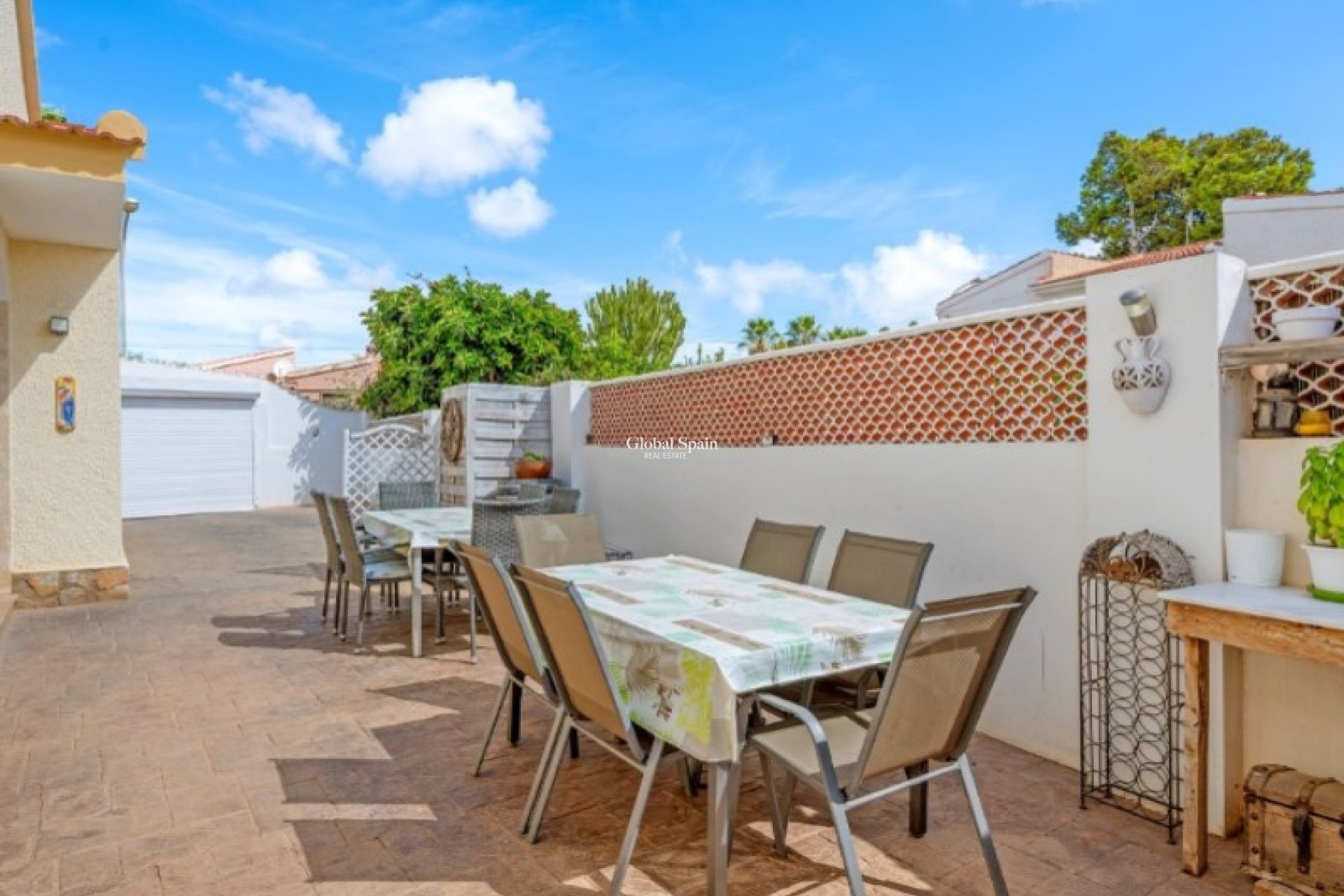 Revente - VILLA -
ROJALES - Inland