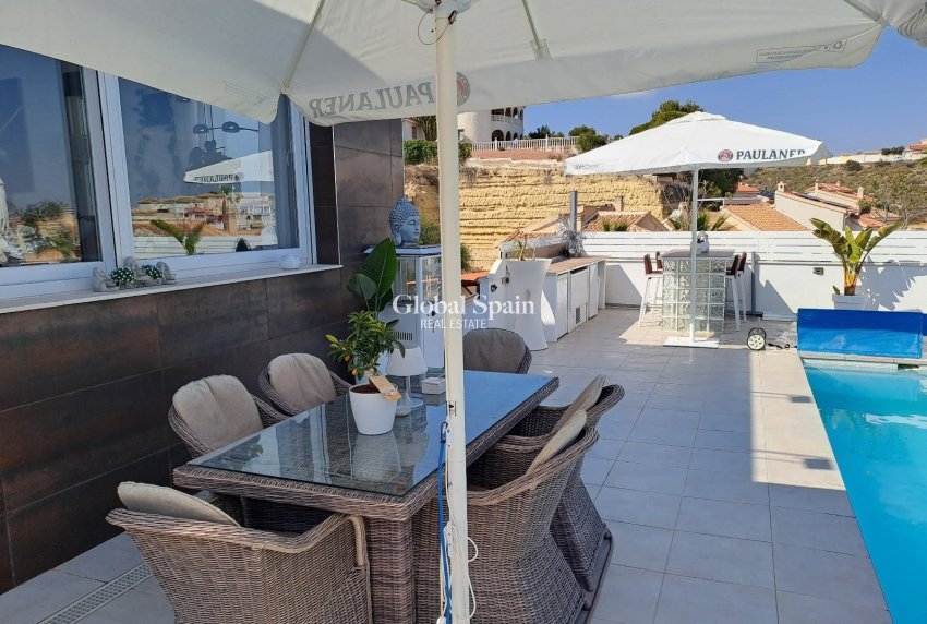 Revente - VILLA -
ROJALES - Inland