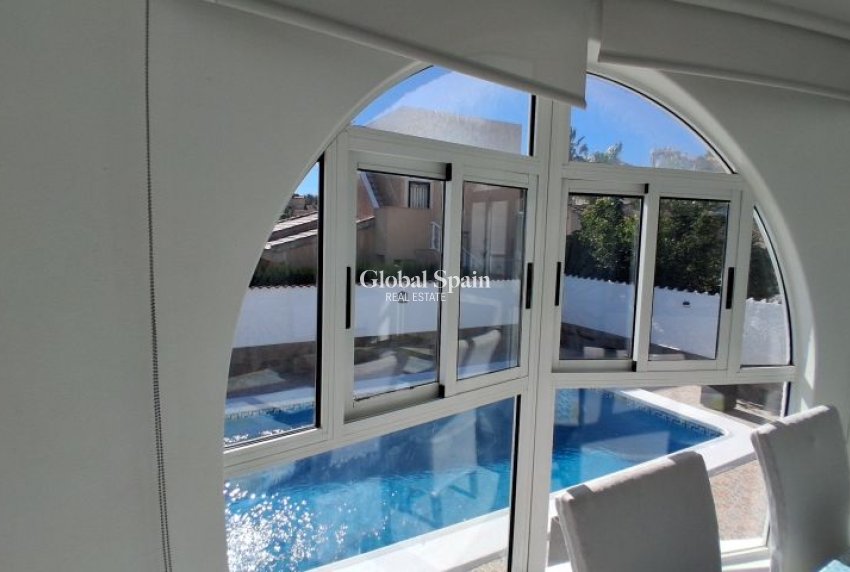 Revente - VILLA -
ROJALES - Inland