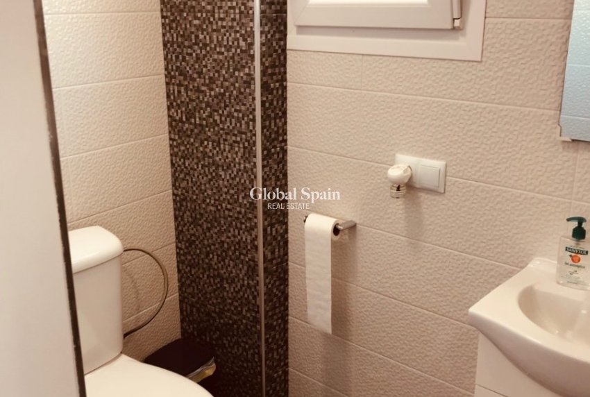 Revente - VILLA -
ROJALES - Inland