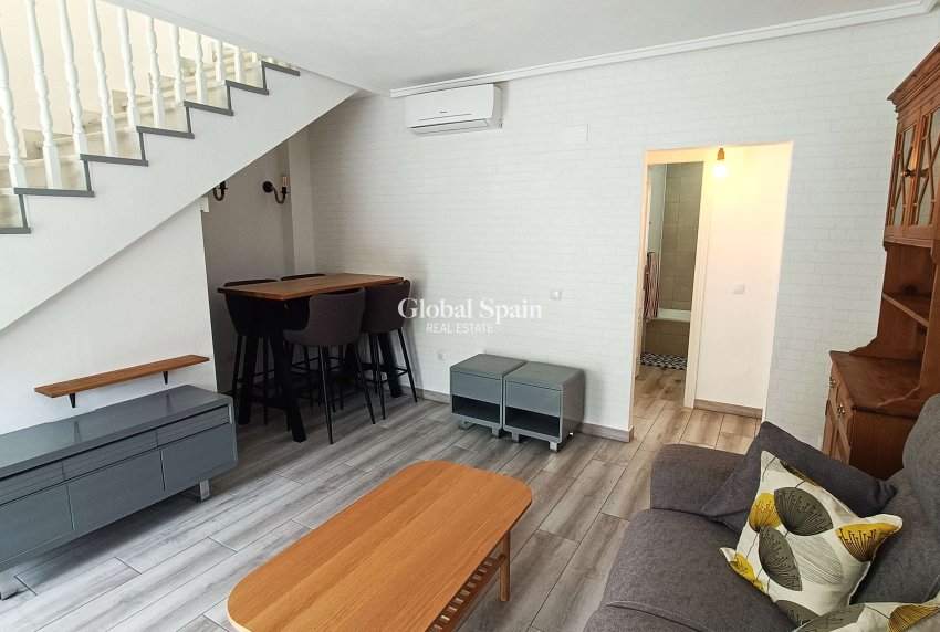 Revente - VILLA -
ROJALES - Inland