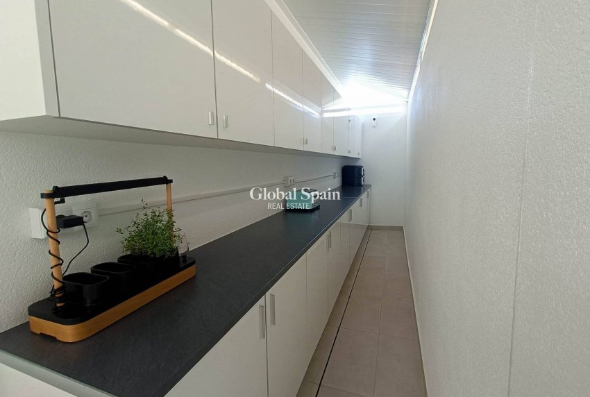 Revente - VILLA -
ROJALES - Inland