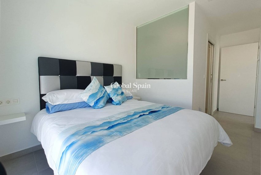 Revente - VILLA -
ROJALES - Inland