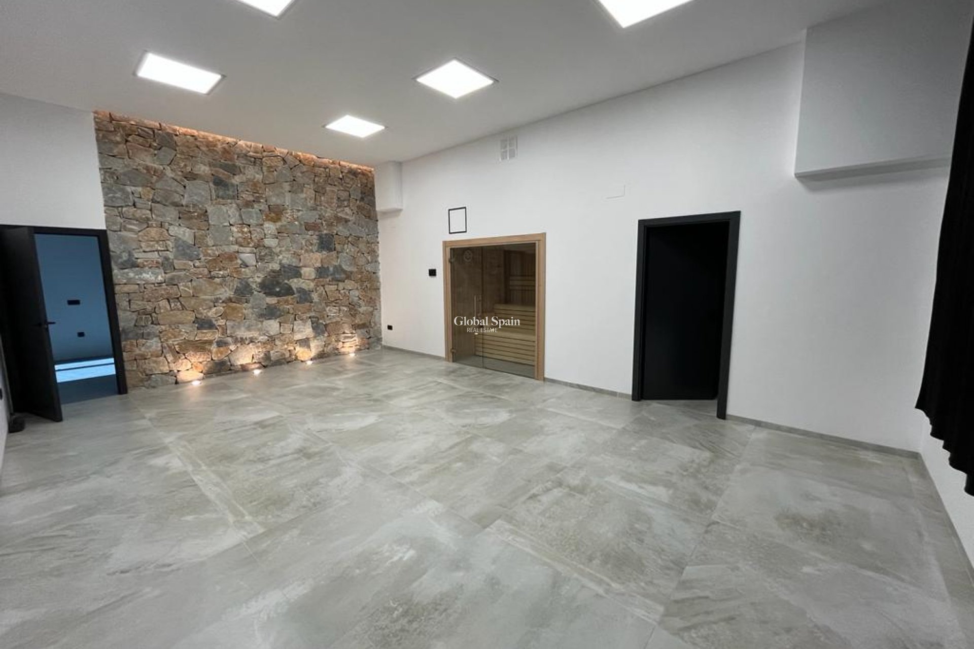 Revente - VILLA -
ROJALES - Inland