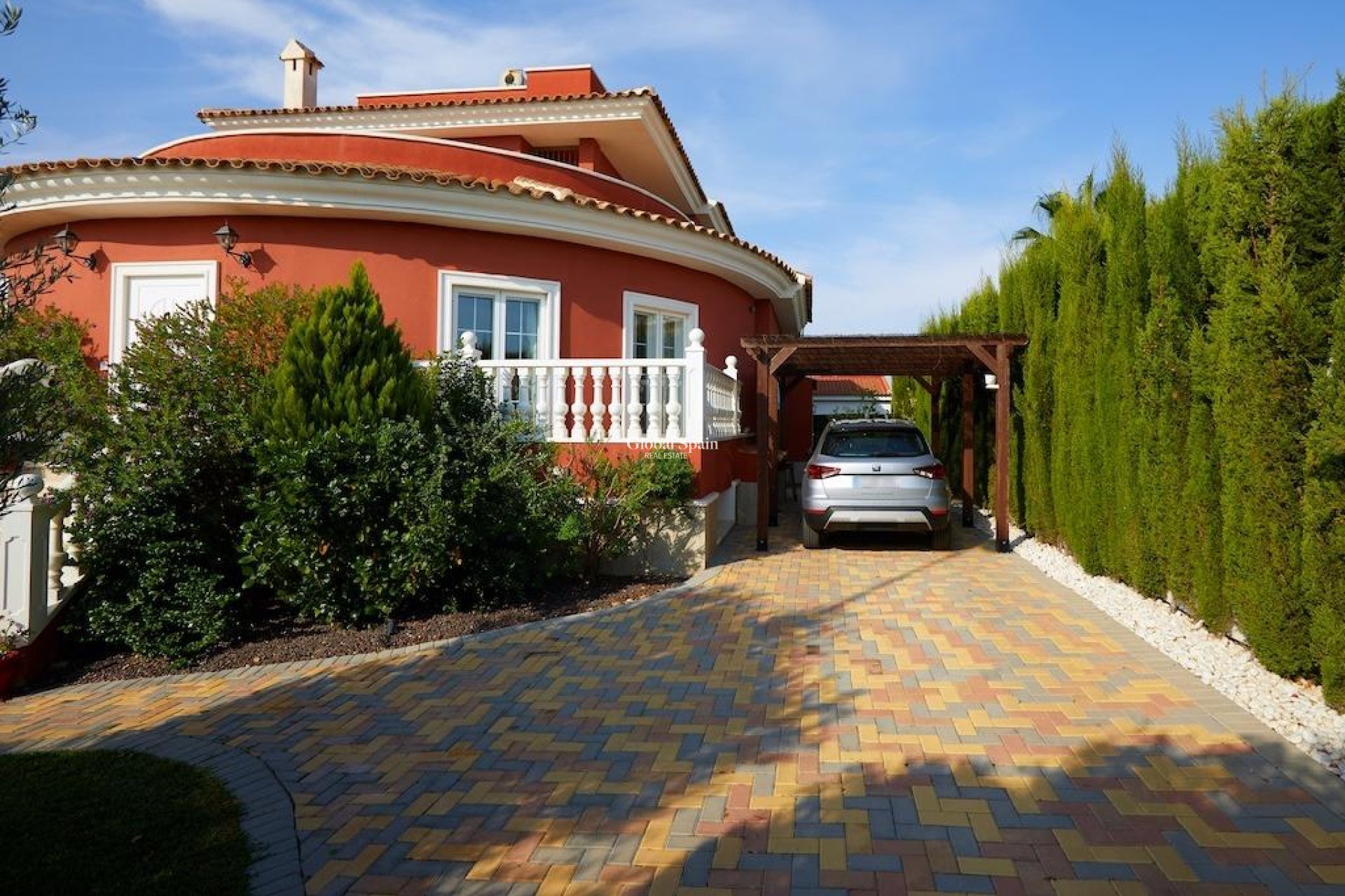 Revente - VILLA -
ROJALES - Inland