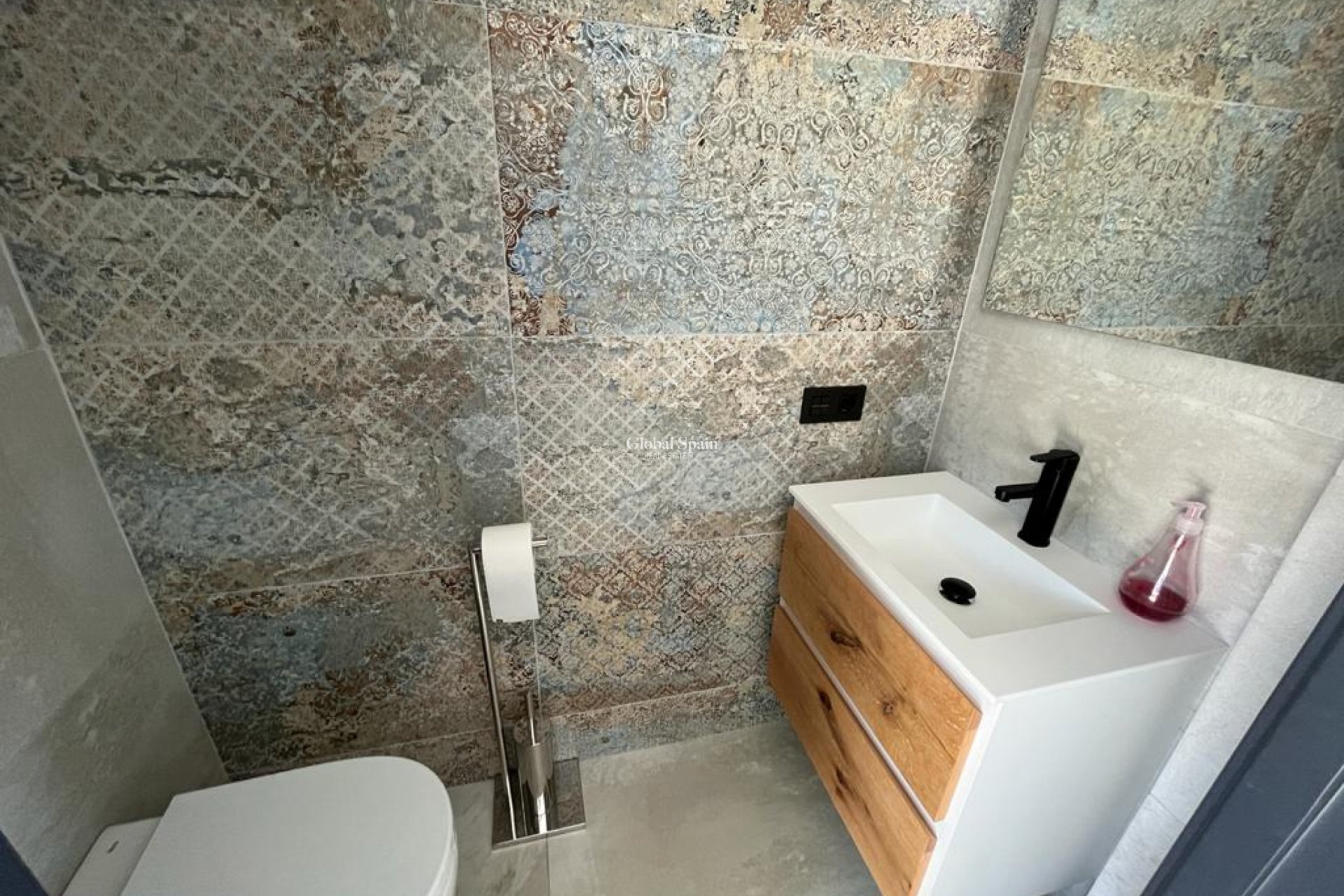 Revente - VILLA -
ROJALES - Inland