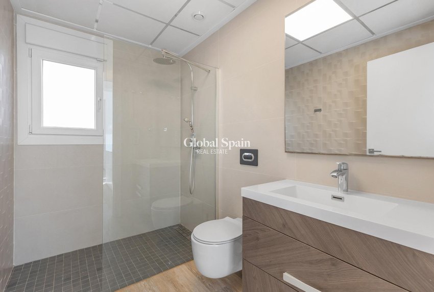 Revente - VILLA -
ROJALES - Pueblo bravo