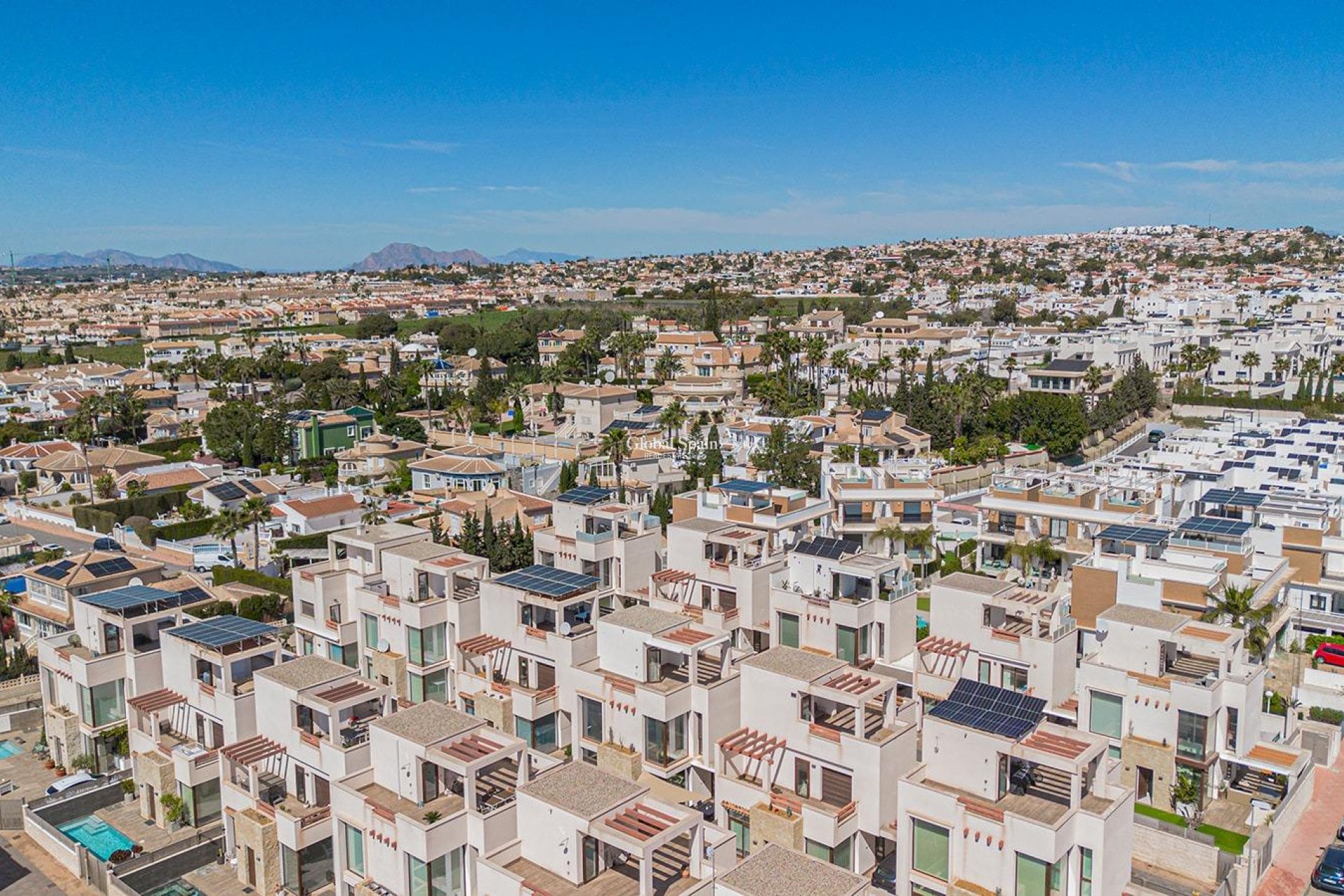 Revente - VILLA -
ROJALES - Pueblo bravo