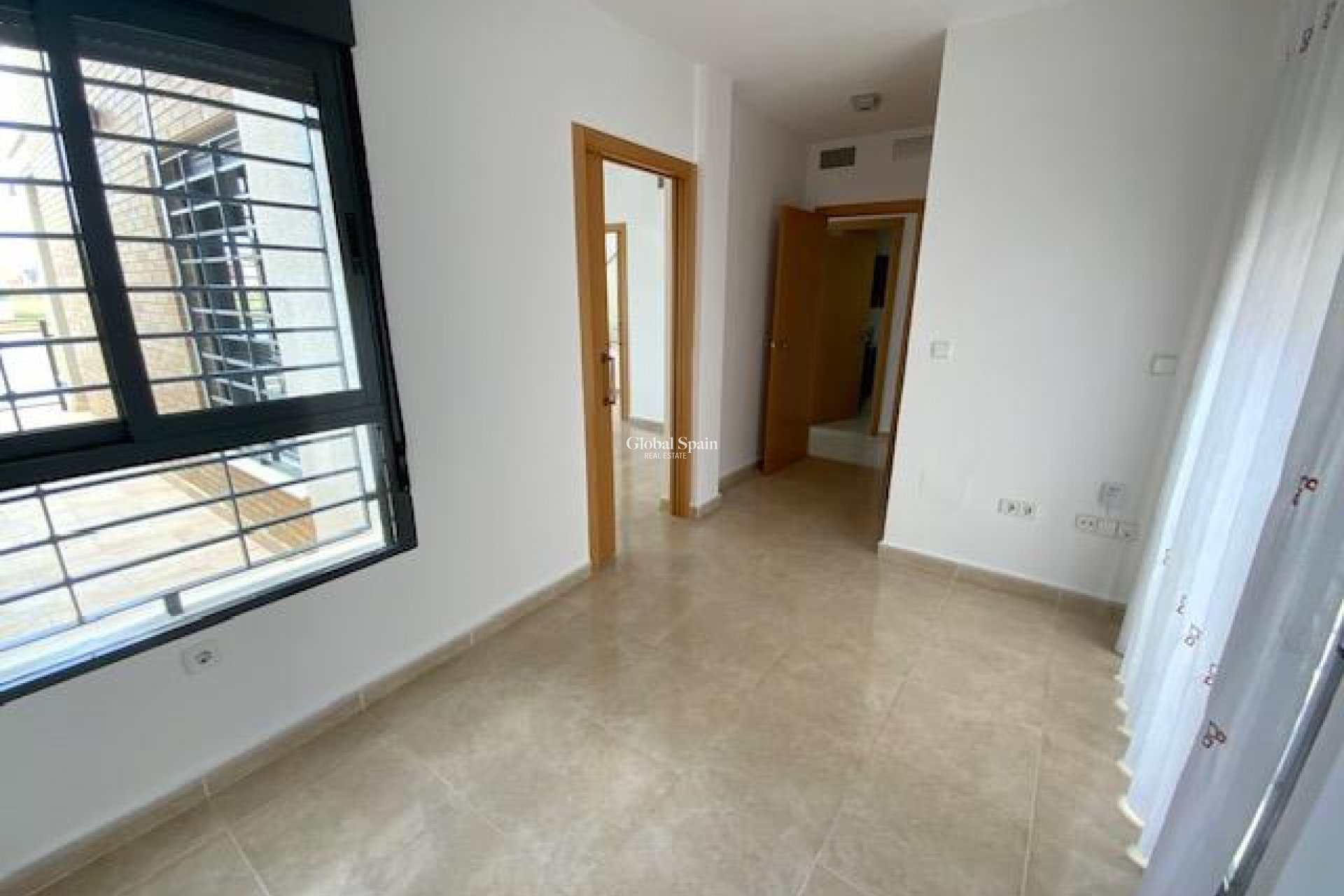 Revente - VILLA -
ROLDÁN - Inland