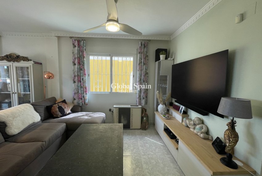 Revente - VILLA -
SAN FULGENCIO - Costa Blanca