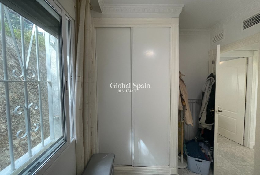 Revente - VILLA -
SAN FULGENCIO - Costa Blanca