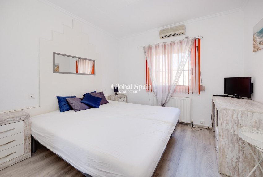 Revente - VILLA -
SAN FULGENCIO - LA MARINA