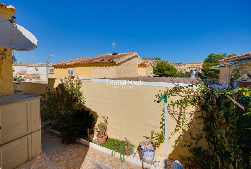 Revente - VILLA -
SAN FULGENCIO - LA MARINA