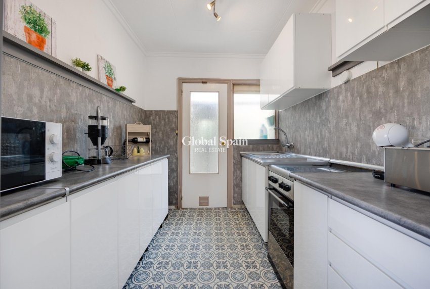 Revente - VILLA -
SAN FULGENCIO - LA MARINA