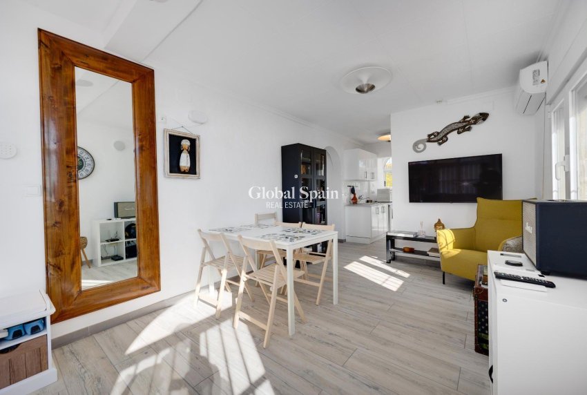 Revente - VILLA -
SAN FULGENCIO - LA MARINA